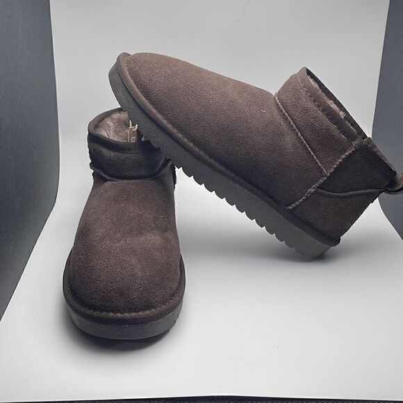 CUSHIONAIRE Women's pull on boot +Memory Foam 9 CHOCOLATE - Picture 7 of 7